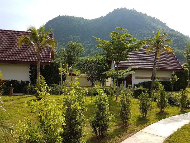 The Hillside Pranburi Resort Dış mekan fotoğraf